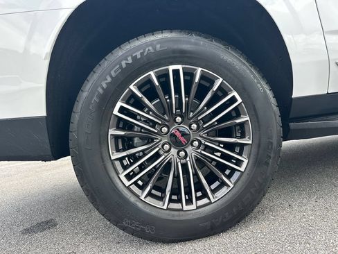 New 2026 GMC Yukon XL Elevation w/ Elevation Premium Package RWD image 18