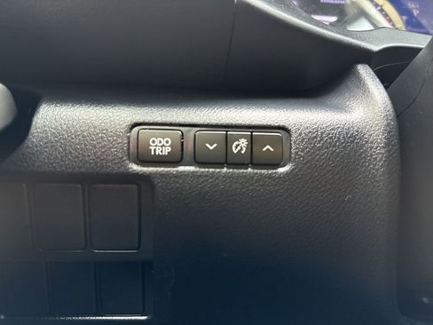 Used 2015 Lexus IS 250 AWD w/ Premium Package image 18