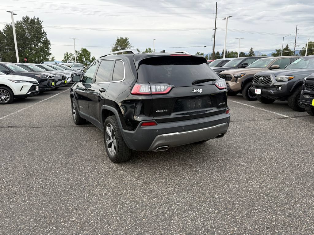 Used 2019 Jeep Cherokee Limited AWD/4WD image 3