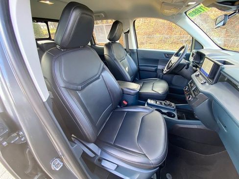 Certified 2024 Ford Maverick Lariat w/ Black Appearance Package image 35