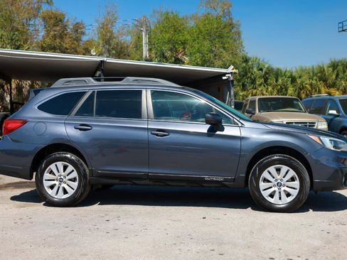 Used 2015 Subaru Outback 2.5i Premium image 13