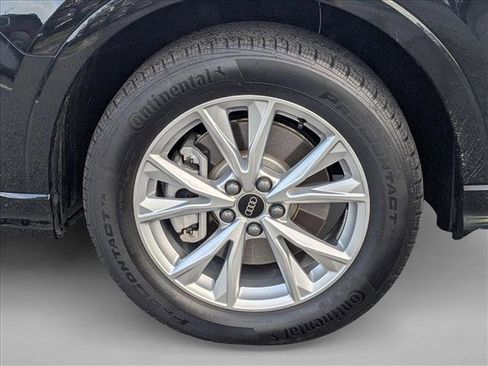 Certified 2025 Audi Q3 2.0T Premium w/ Convenience Package image 21