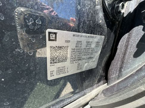 Used 2020 GMC Acadia SLT w/ LPO, Floor Liner Package image 34