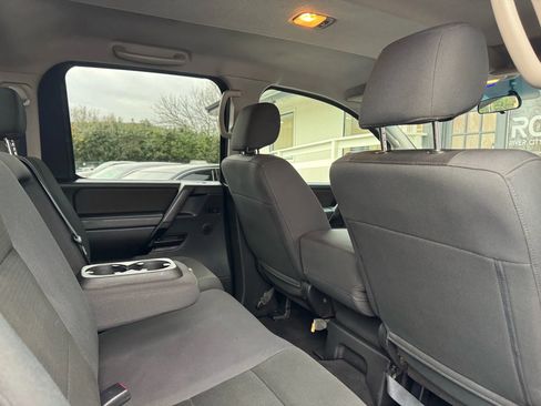 Used 2009 Nissan Titan XE image 21