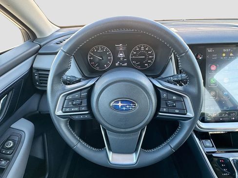 Used 2025 Subaru Outback Premium image 13