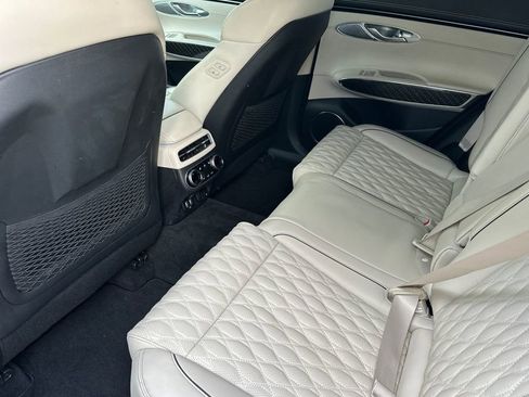 Used 2022 Genesis GV70 3.5T Sport w/ Sport Prestige Package image 12