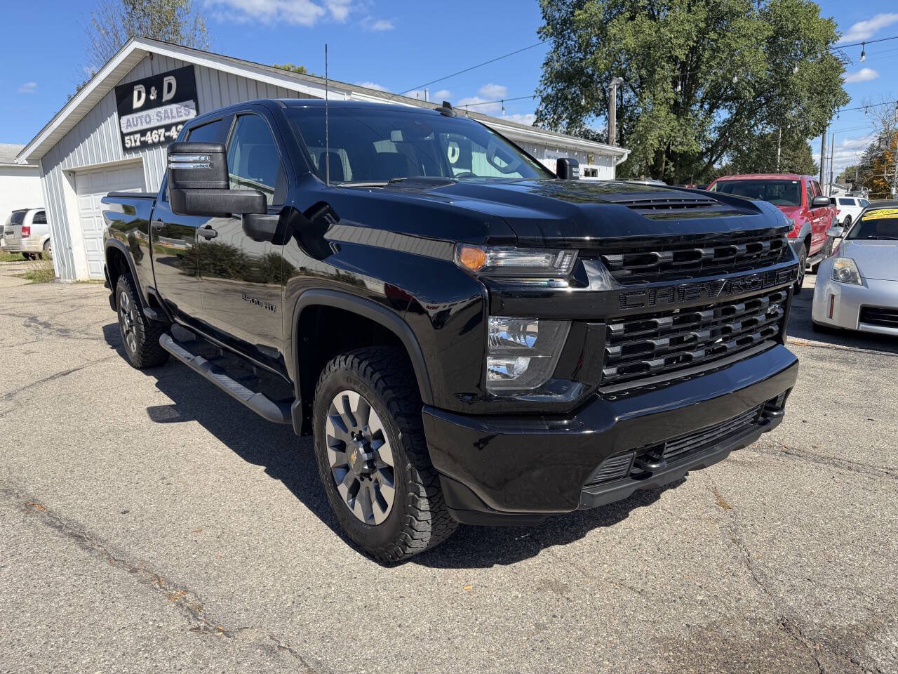 Used 2021 Chevrolet Silverado 2500 Custom w/ Custom Value Package AWD/4WD image 2