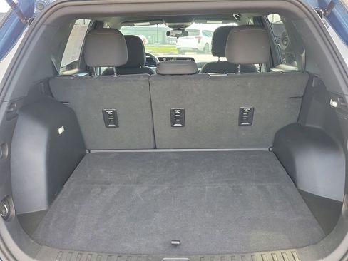 Used 2025 Chevrolet Equinox LT image 8