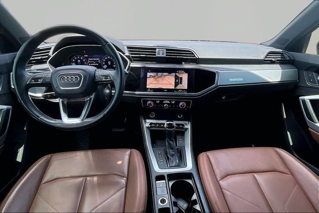 Used 2021 Audi Q3 2.0T Premium Plus w/ Premium Plus Package AWD/4WD image 15