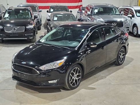 Used 2018 Ford Focus SEL FWD image 37