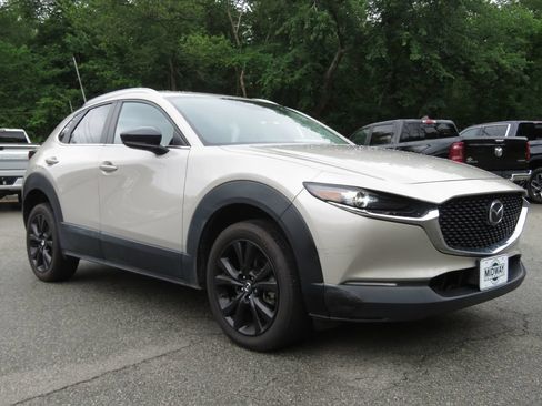 Used 2024 MAZDA CX-30 AWD 2.5 S w/ Select Sport Pkg image 3