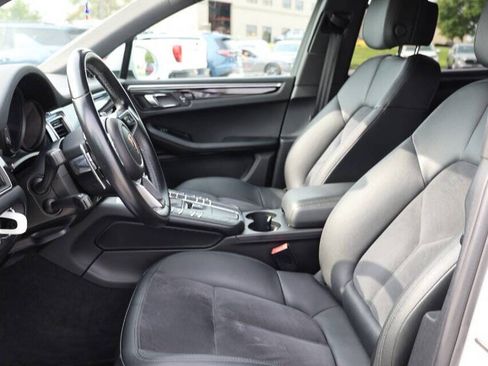 Used 2017 Porsche Macan S AWD/4WD image 13