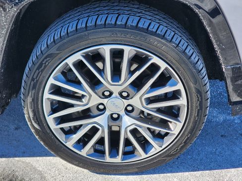 Used 2023 Jeep Compass Limited w/ Elite Group image 4