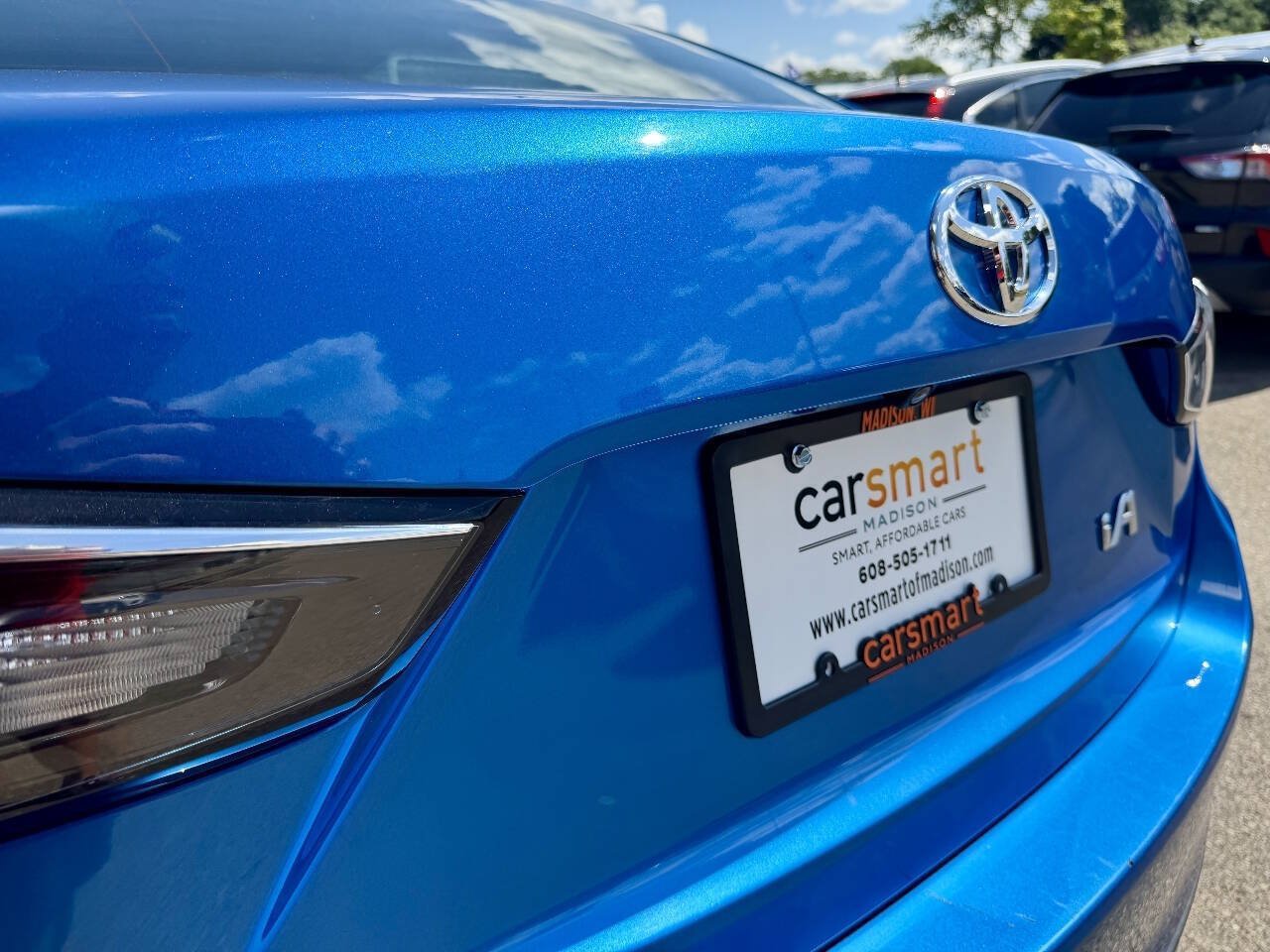 Used 2017 Toyota Yaris iA FWD image 11