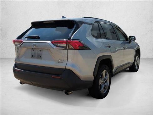 Used 2025 Toyota RAV4 XLE AWD/4WD image 5