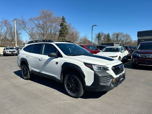 Certified 2025 Subaru Outback Wilderness image 15