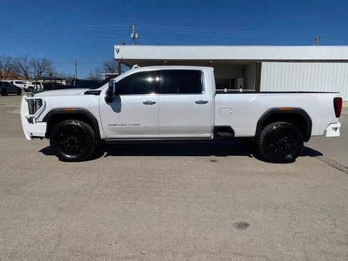 Used 2024 GMC Sierra 3500 Denali Ultimate image 3