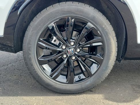 Used 2024 Buick Envista Sport Touring w/ Convenience I Package image 5