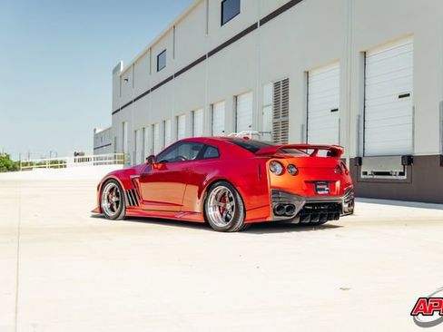Used 2009 Nissan GT-R Premium AWD/4WD image 49