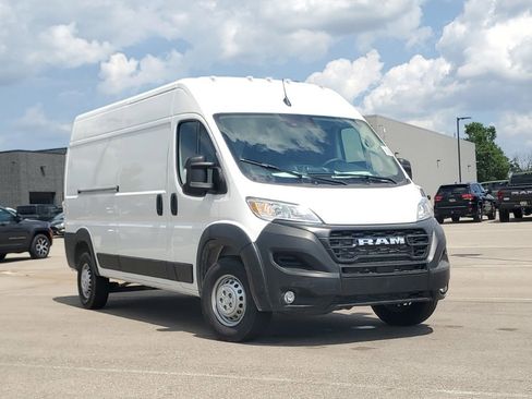 New 2025 RAM ProMaster 2500 w/ Convenience Group image 31