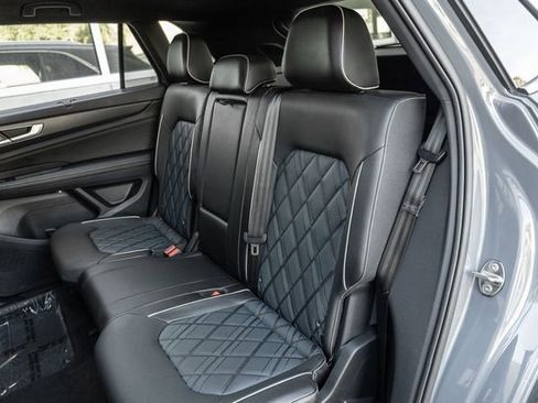 Used 2024 Volkswagen Atlas Cross Sport SEL Premium R-Line image 14