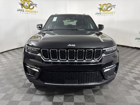 New 2025 Jeep Grand Cherokee Limited w/ Trailer Tow Package image 3