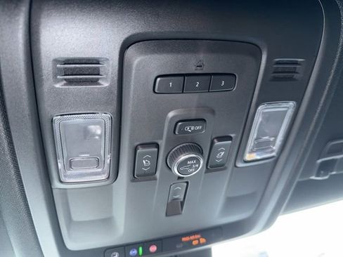 Used 2023 GMC Yukon Denali AWD/4WD image 44