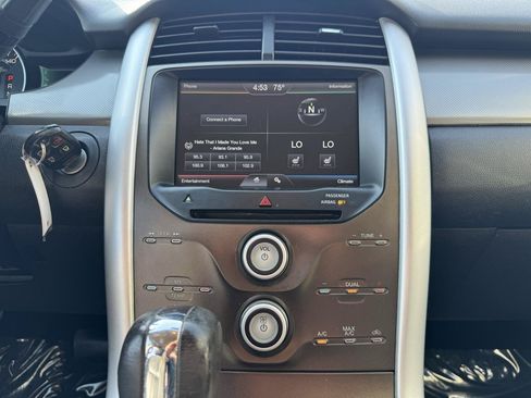 Used 2013 Ford Edge SEL FWD image 4