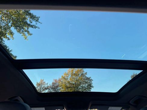 Used 2018 Audi Q3 2.0T Premium w/ Convenience Package image 27