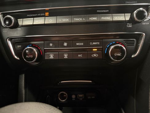 Used 2019 Kia Optima S FWD image 19