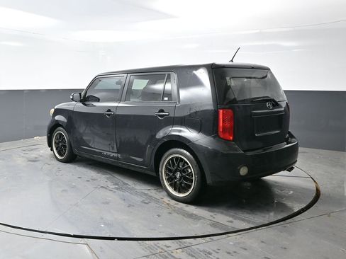 Used 2008 Scion xB Base image 9