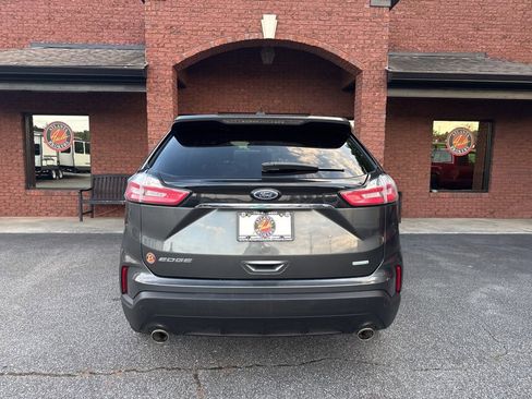 Used 2020 Ford Edge SE image 35