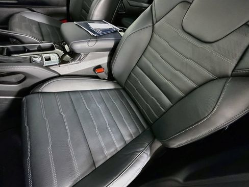 Used 2024 Kia Telluride SX Prestige AWD/4WD image 21