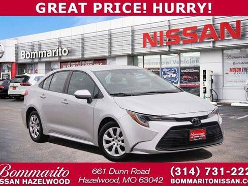 Used 2024 Toyota Corolla LE FWD image 1