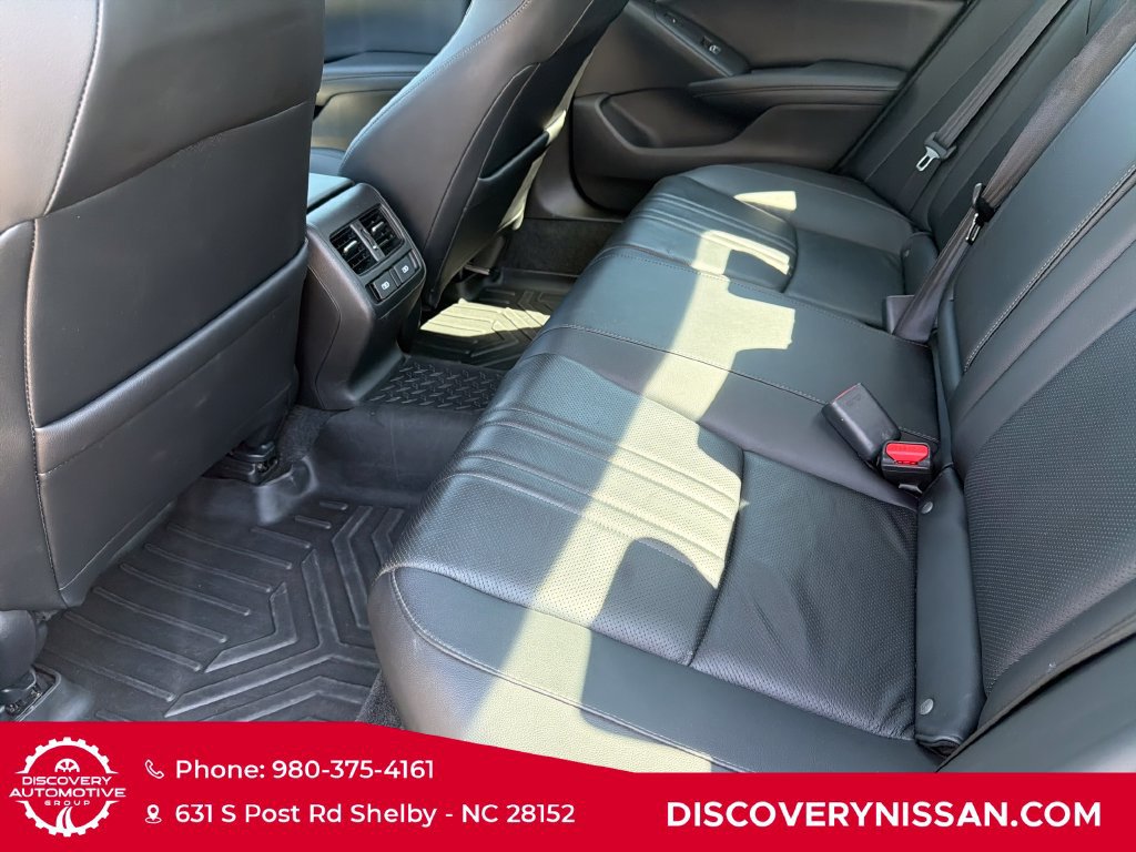 Used 2021 Honda Accord Touring image 32