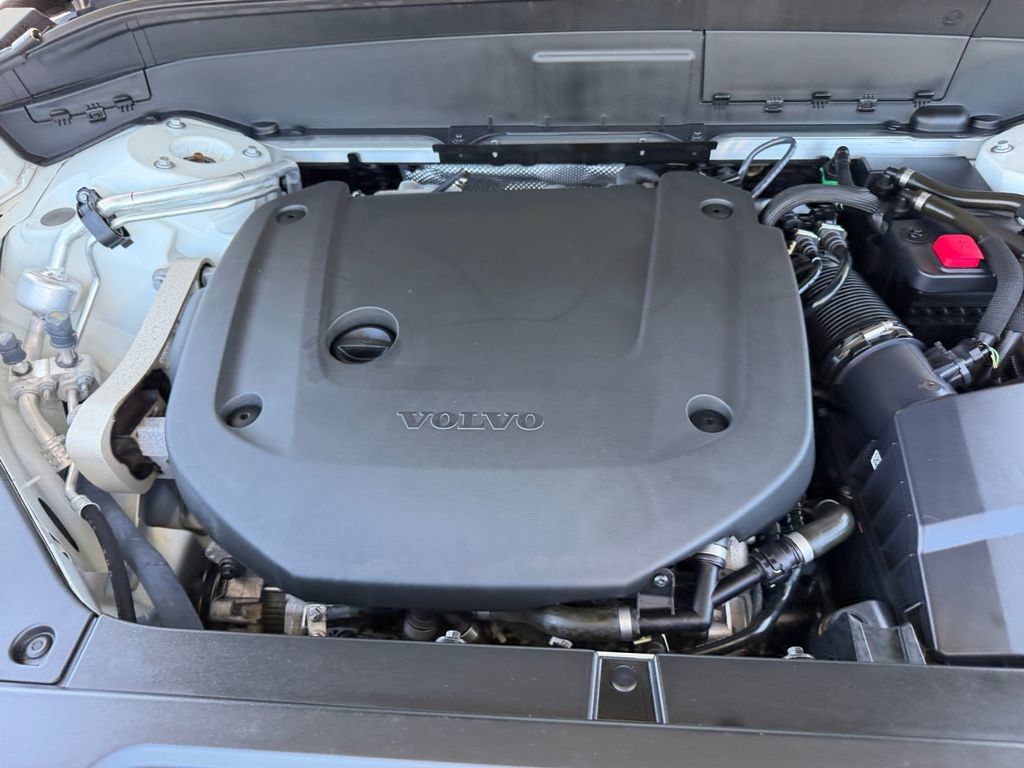 Certified 2023 Volvo XC90 B6 Core w/ Climate Package AWD/4WD image 29