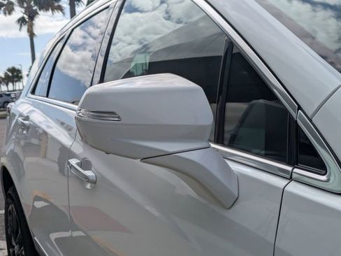 New 2026 Cadillac XT5 Premium Luxury w/ LPO, Bronce Accent Package AWD/4WD image 15