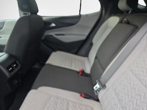 Used 2023 Chevrolet Equinox LT FWD image 22