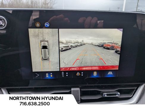 Used 2025 Chevrolet Equinox LT w/ Convenience Package II image 20