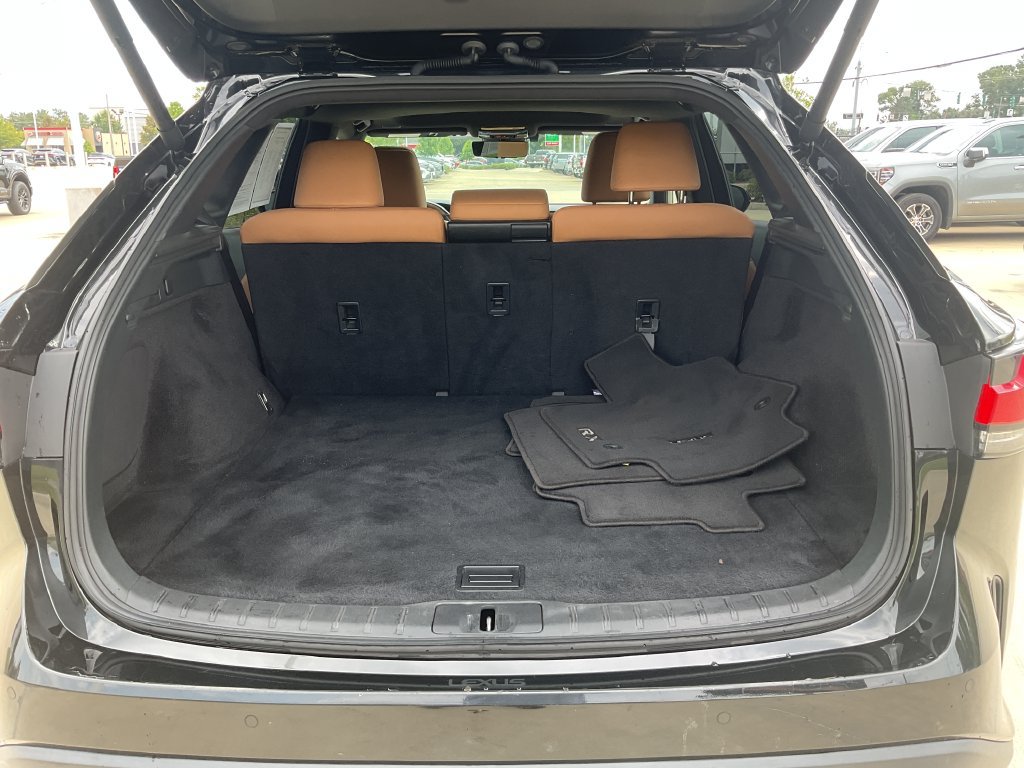 Used 2023 Lexus RX 350 Premium w/ Accessory Package (A2) FWD image 9