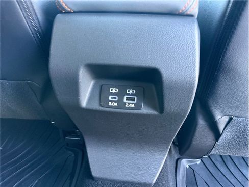 Used 2024 Subaru Crosstrek 2.5i Limited w/ Crosstrek Mirror Package image 33