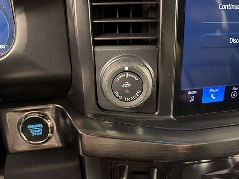 New 2026 Ford F250 Lariat w/ Black Appearance Package AWD/4WD image 16