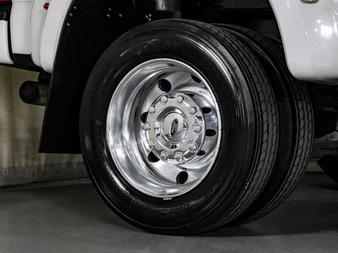 Used 2021 Ford F450 Platinum w/ FX4 Off-Road Package image 61