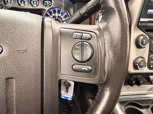 Used 2015 Ford F250 Lariat w/ Lariat Ultimate Package AWD/4WD image 34