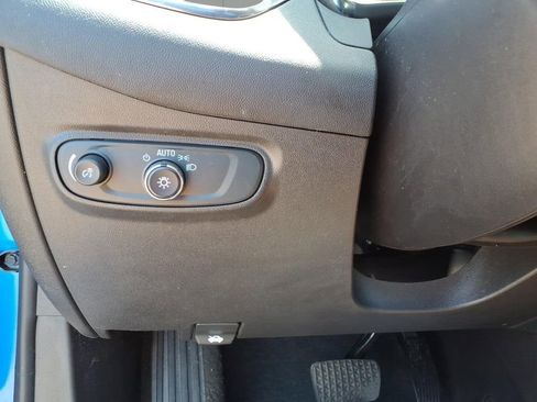 Used 2024 Chevrolet Equinox LS w/ LS Convenience Package FWD image 17