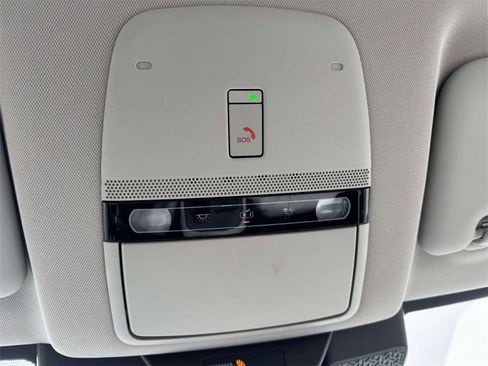 Certified 2024 Nissan Ariya FWD image 32