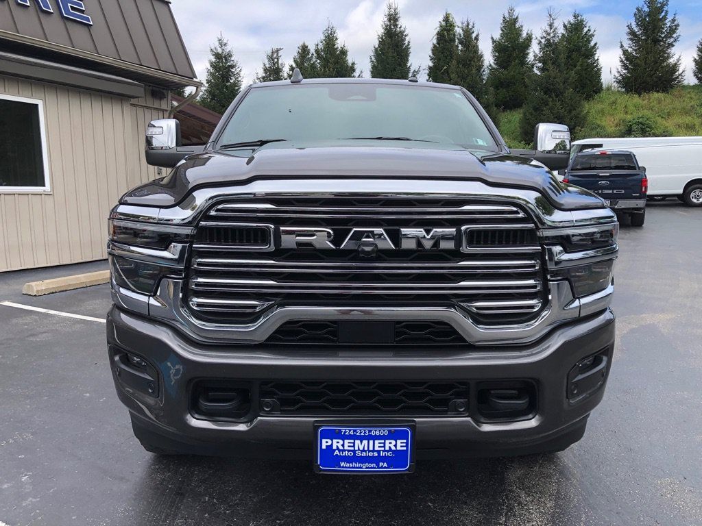Used 2026 RAM 2500 Laramie AWD/4WD image 9