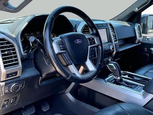 Used 2019 Ford F150 Platinum w/ Equipment Group 701A Luxury AWD/4WD image 21