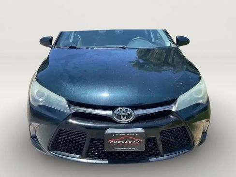 Used 2016 Toyota Camry SE image 5