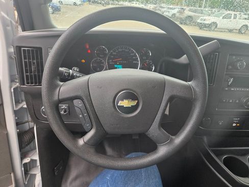 Used 2024 Chevrolet Express 2500 w/ Driver Convenience Package image 10